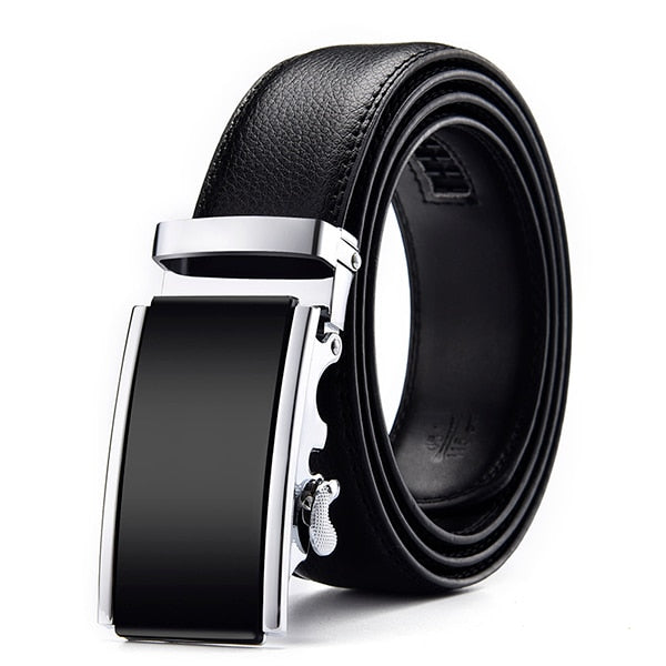 Cinto de Couro com Fivela Elegante
