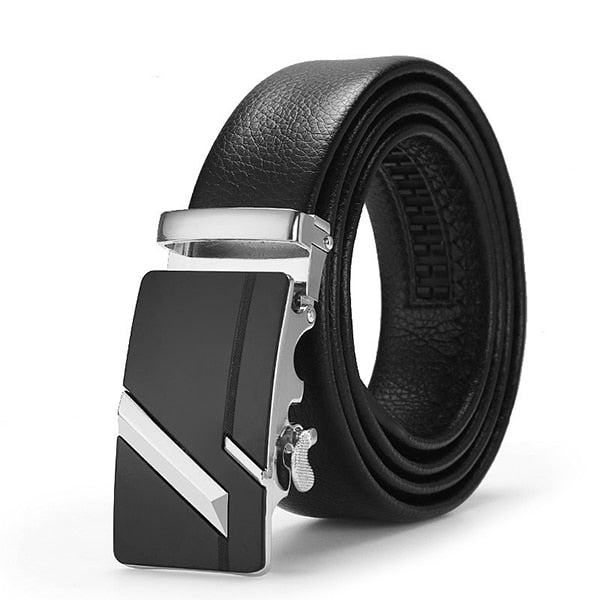 Cinto de Couro com Fivela Elegante